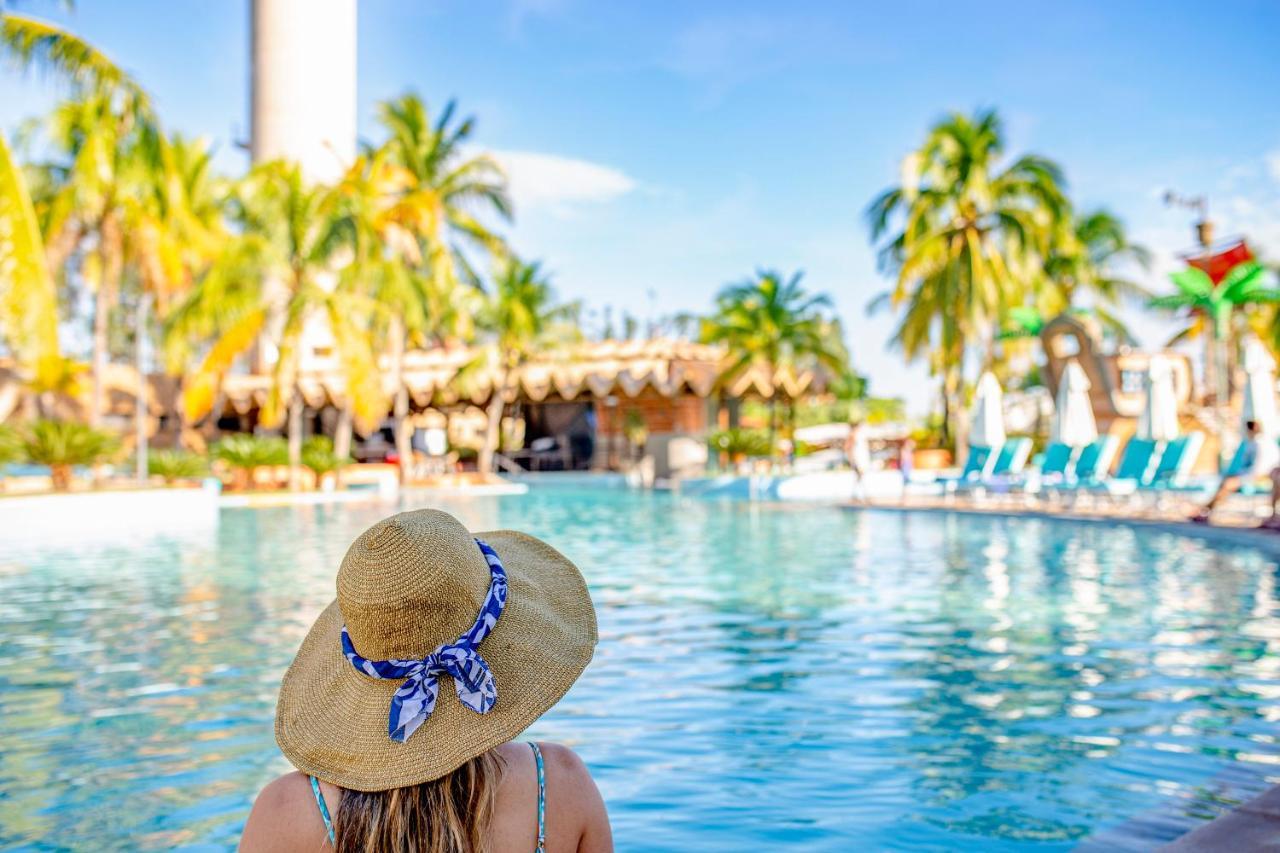 Blue Tree Thermas De Lins Resort 외부 사진 The pool at Atlantis Paradise Island
