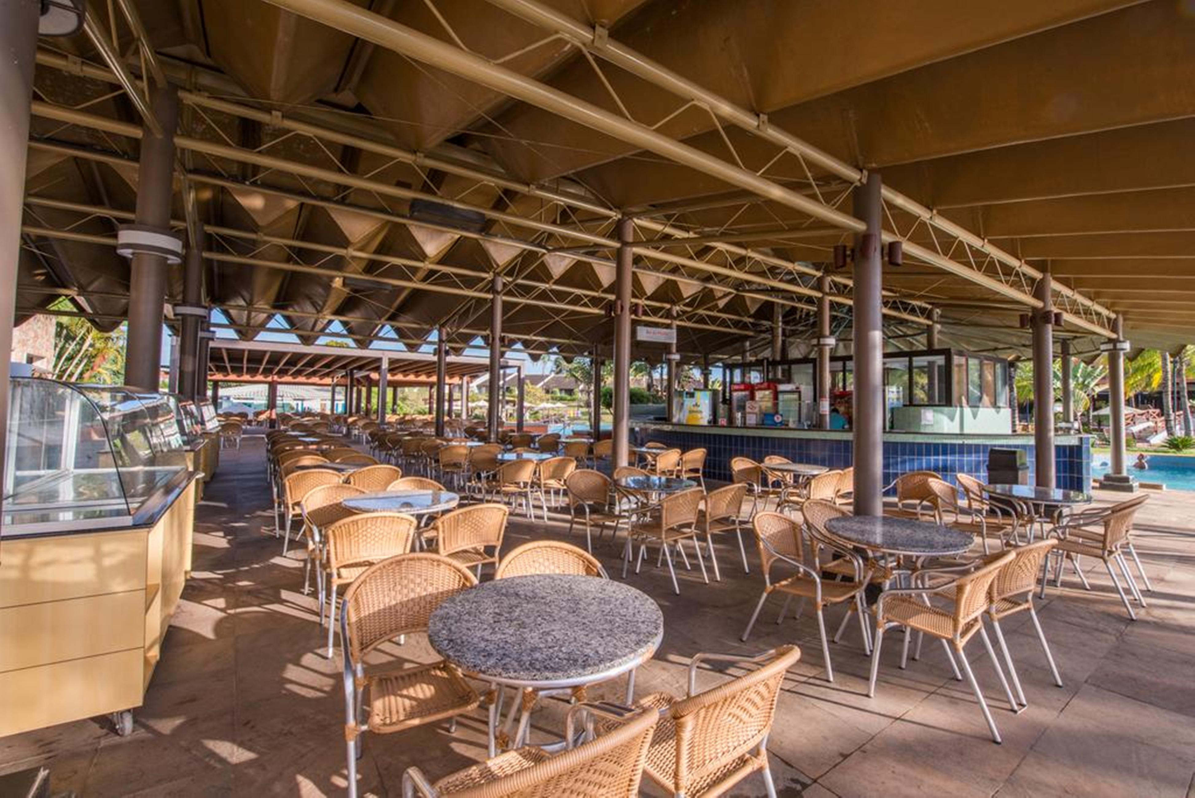 Blue Tree Thermas De Lins Resort 외부 사진 The interior of the restaurant