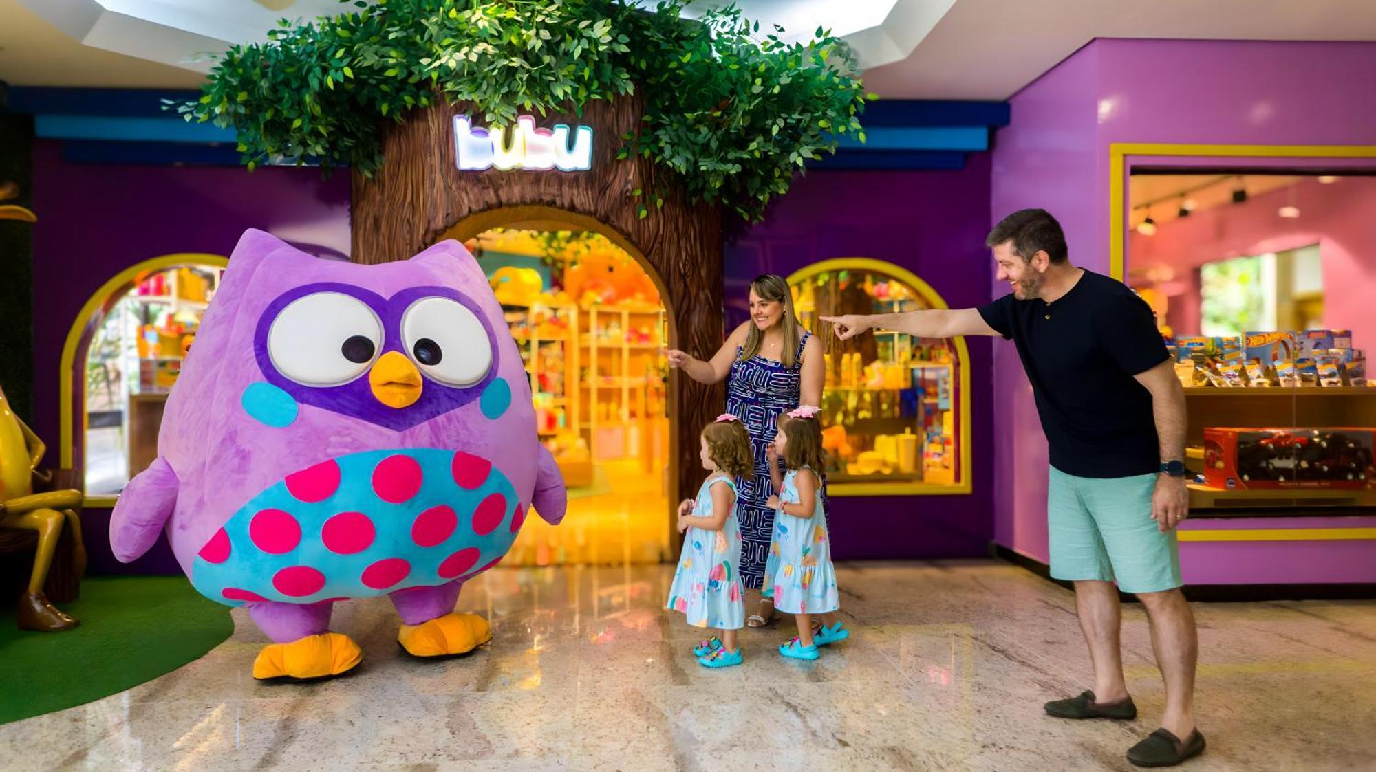 Blue Tree Thermas De Lins Resort 외부 사진 The Owl mascot