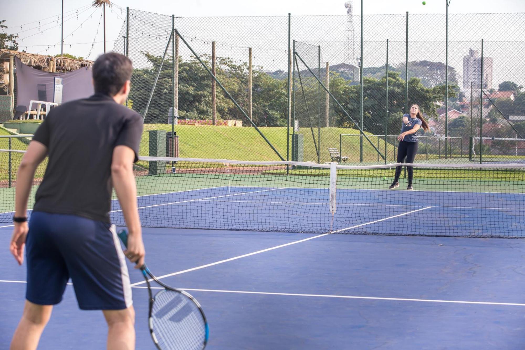 Blue Tree Thermas De Lins Resort 외부 사진 Tennis